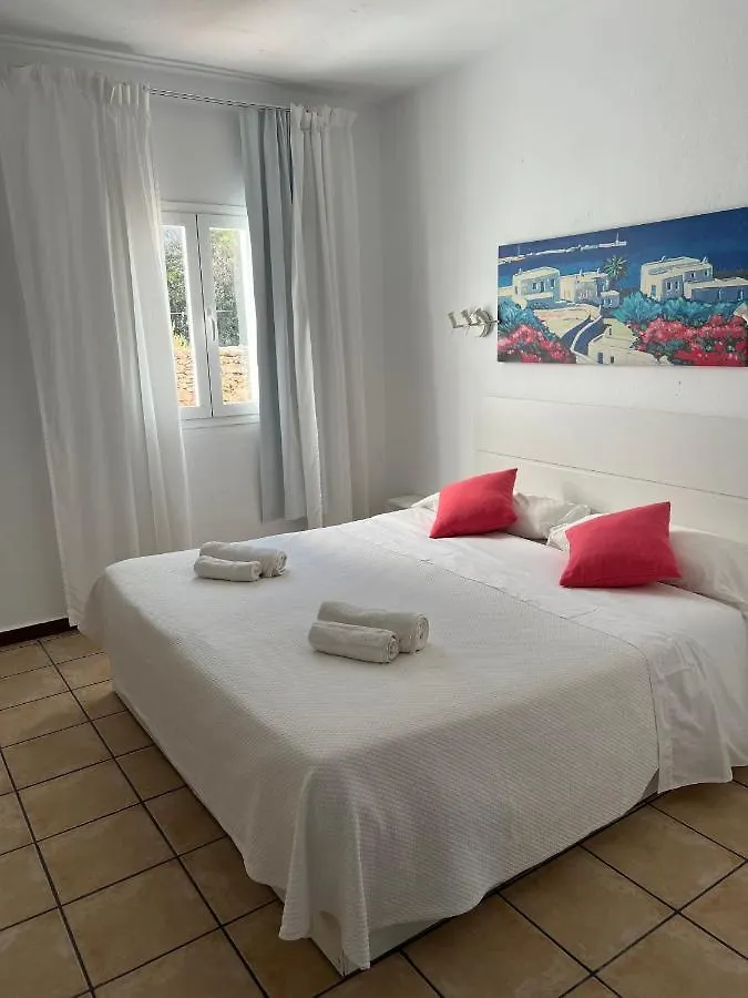 Apartamentos Vista Vedra La Savina  Aparthotel La Savina (Formentera)