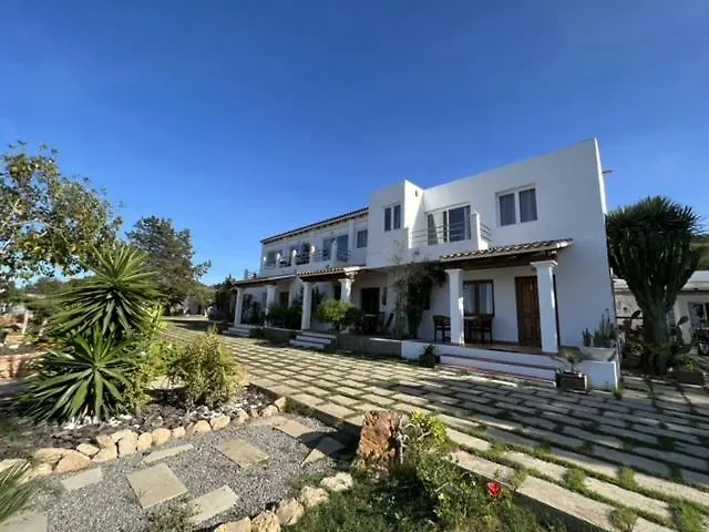 Apartamentos Vista Vedra La Savina  3*, La Savina (Formentera)